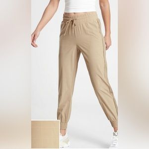 Athleta 24 Brooklyn Textured Windowpane Stretch Athletic Joggers Pant size 22